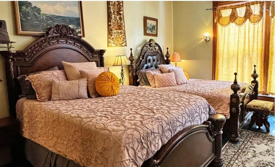 Henderson Castle Inn Kalamazoo Bagian luar foto