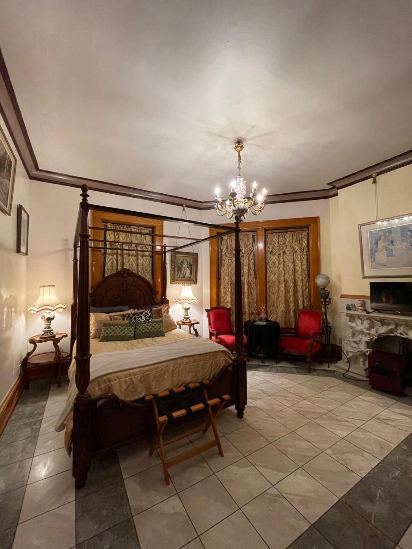 Henderson Castle Inn Kalamazoo Bagian luar foto