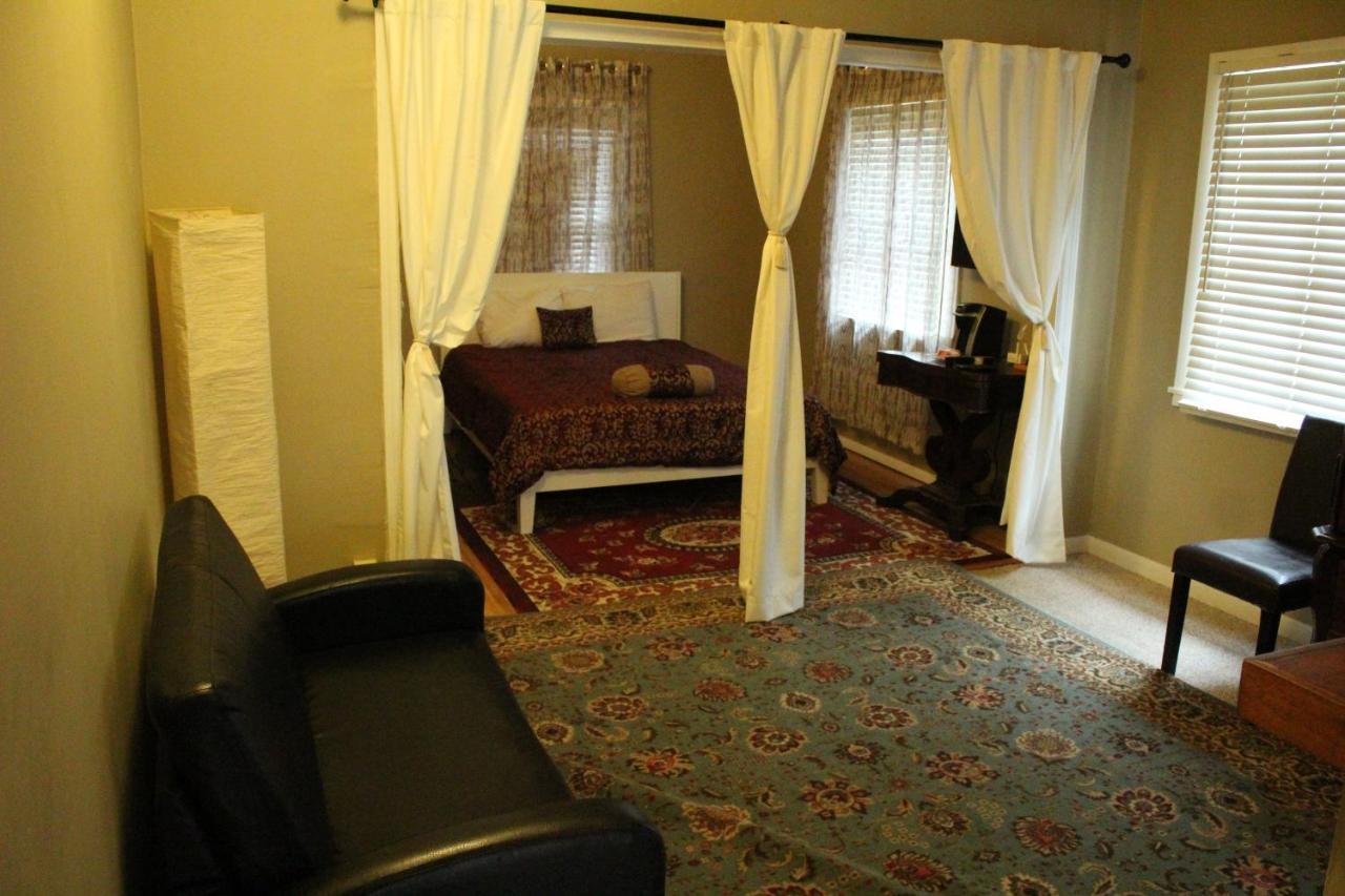 Henderson Castle Inn Kalamazoo Bagian luar foto